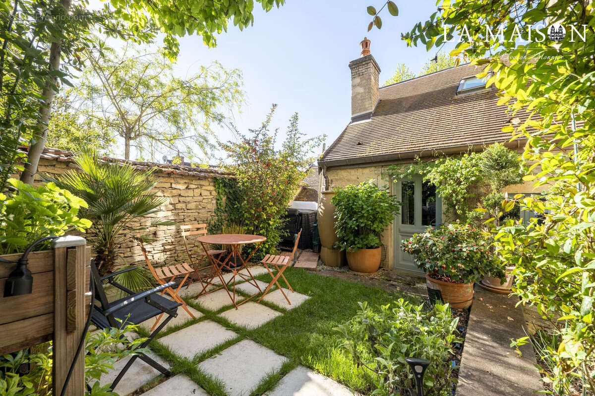 Maison à FONTAINE-LES-DIJON