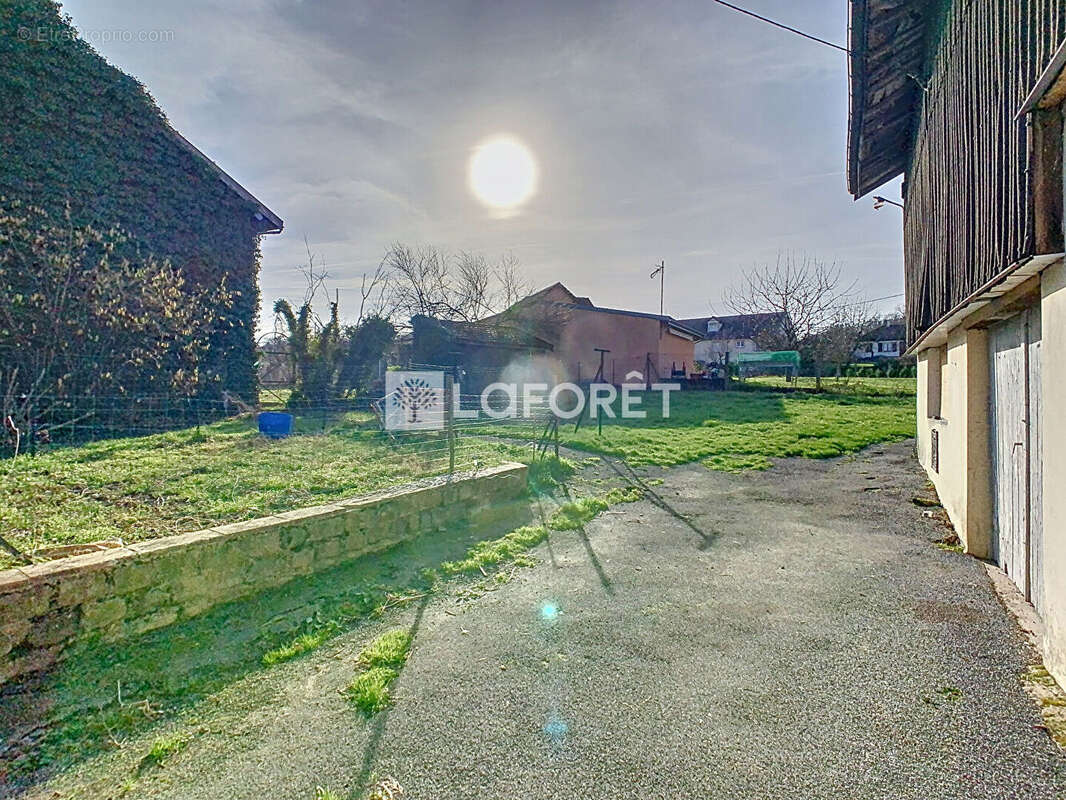 Maison à CHAUDEFONTAINE