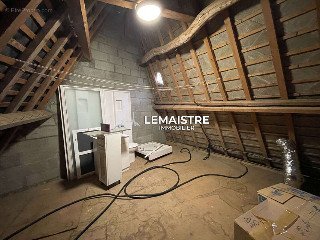 Maison à THIETREVILLE