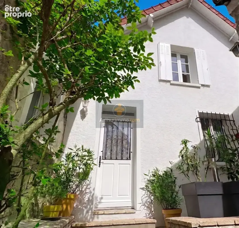 Maison à L'ETANG-LA-VILLE