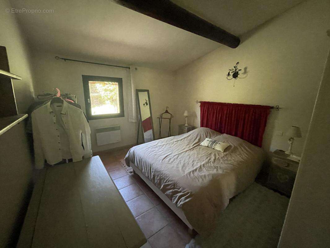 Maison à SAIGNON