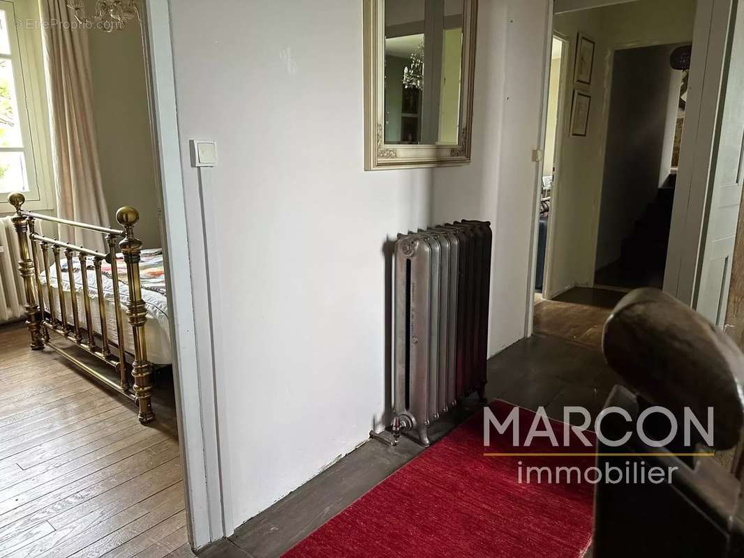 Maison à DUN-LE-PALESTEL