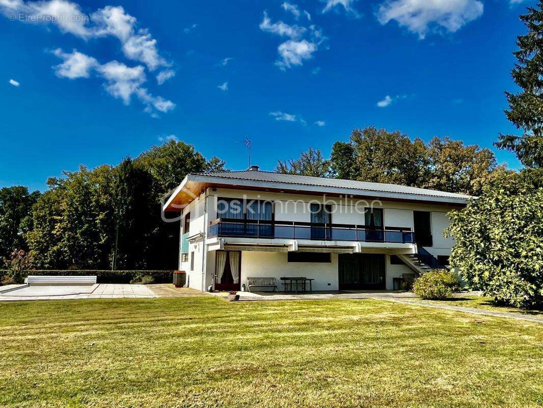 Maison à BOURG-EN-BRESSE