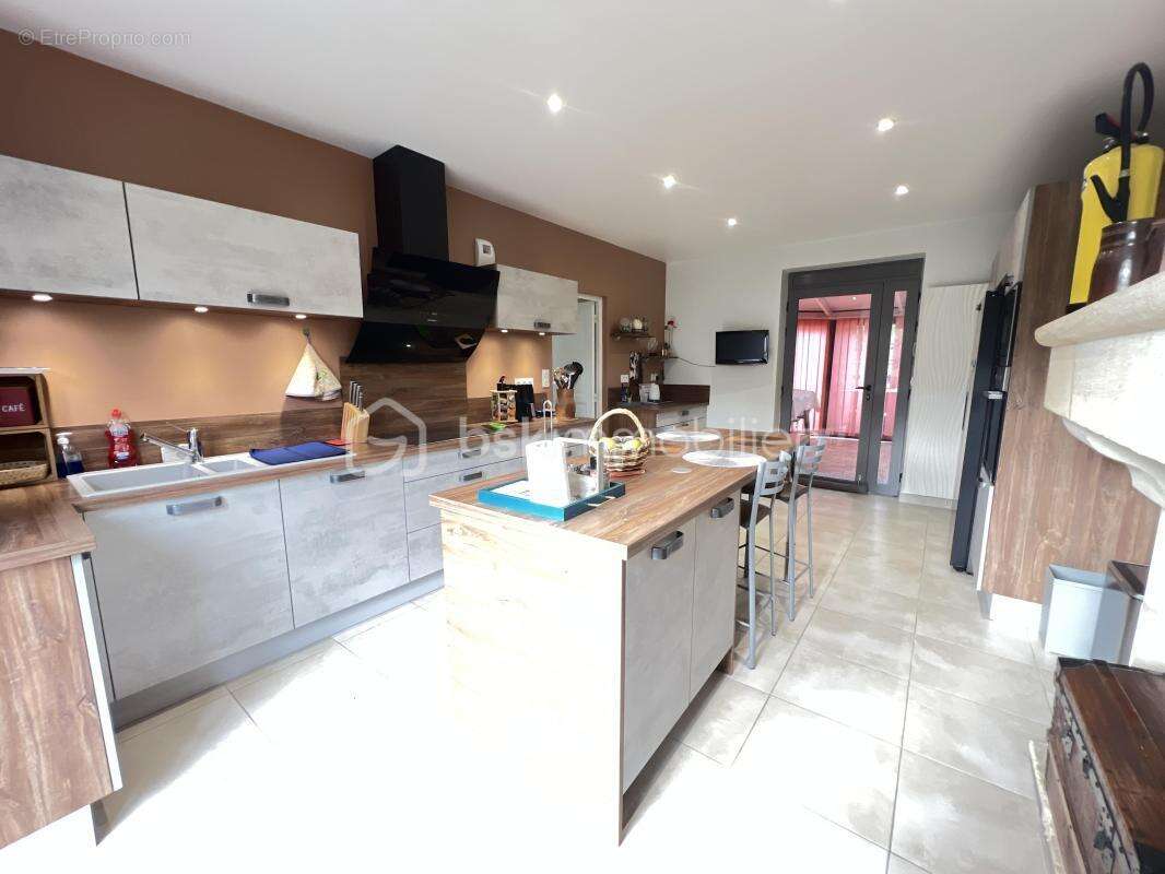 Appartement à SACLAS