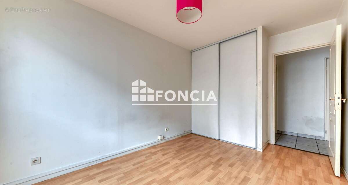 Appartement à LYON-8E