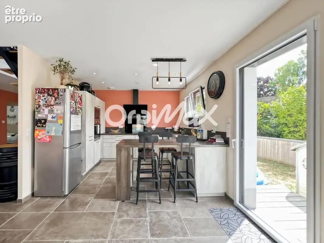Maison À Vendre de 176m2 exclusivement chez Orpi - photo 9