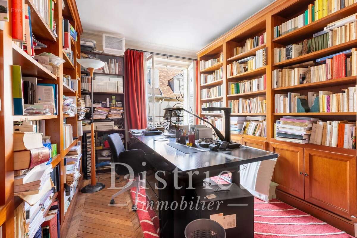 Appartement à PARIS-5E