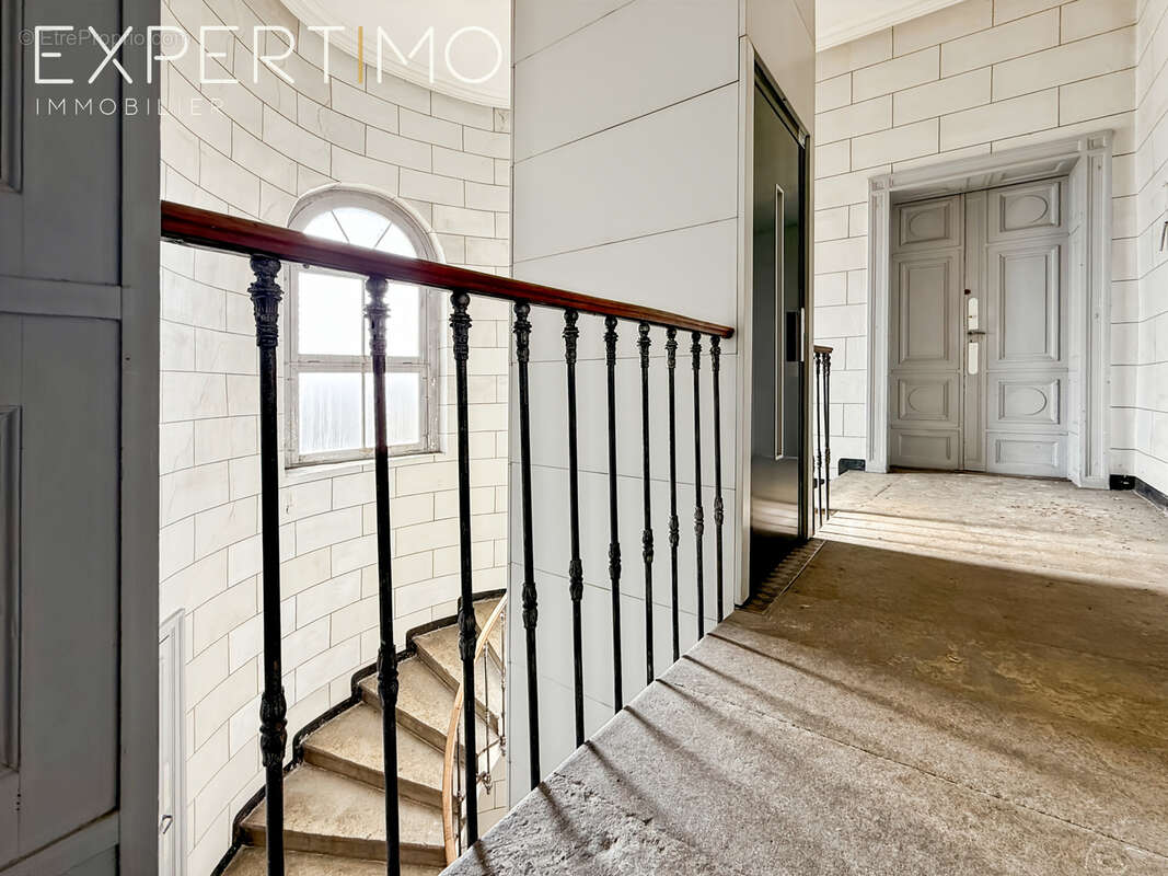 Appartement à LUNEL