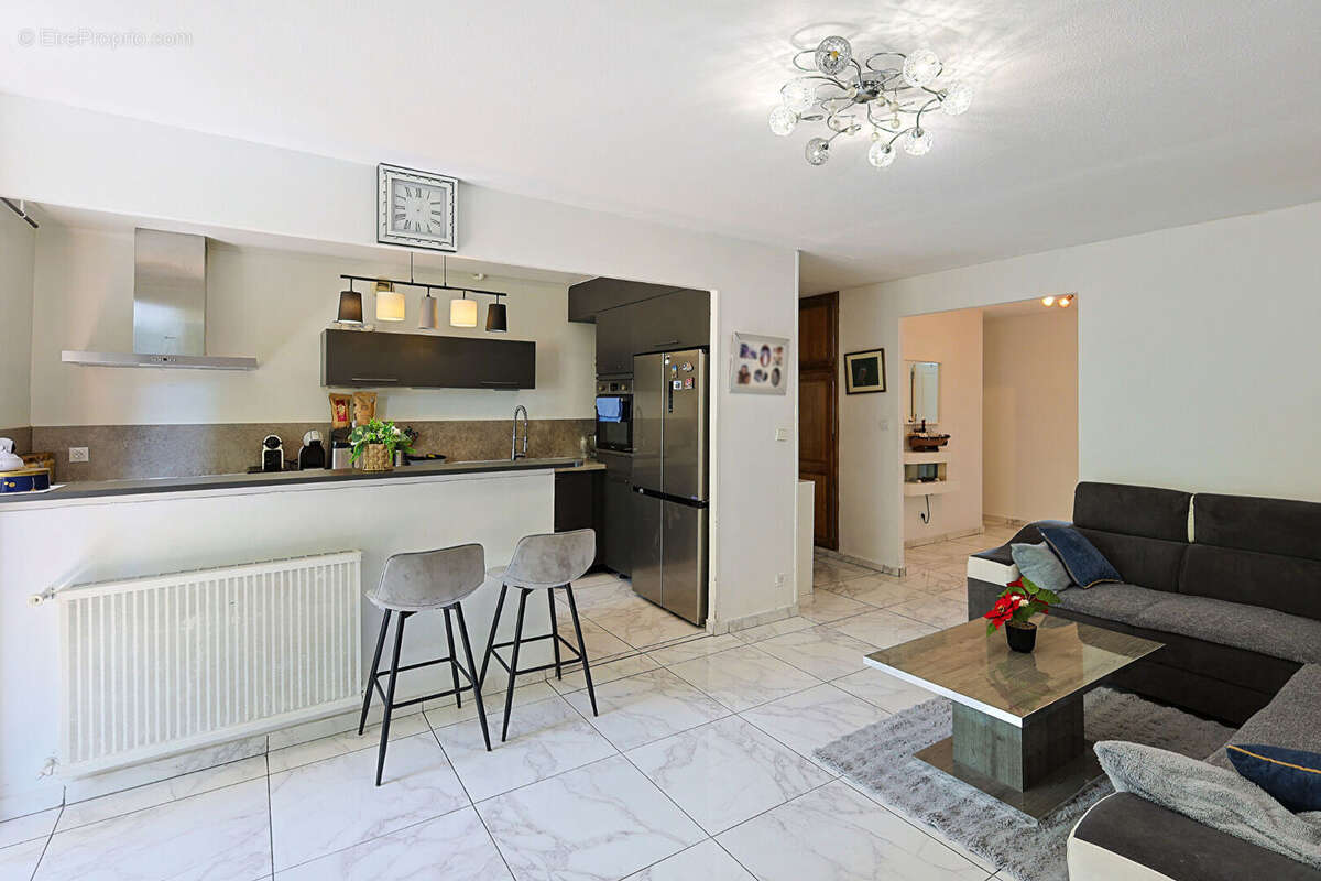 Appartement à MARSEILLE-13E