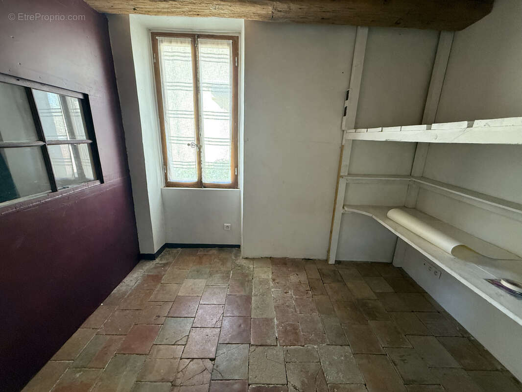 Maison à MONTPEYROUX