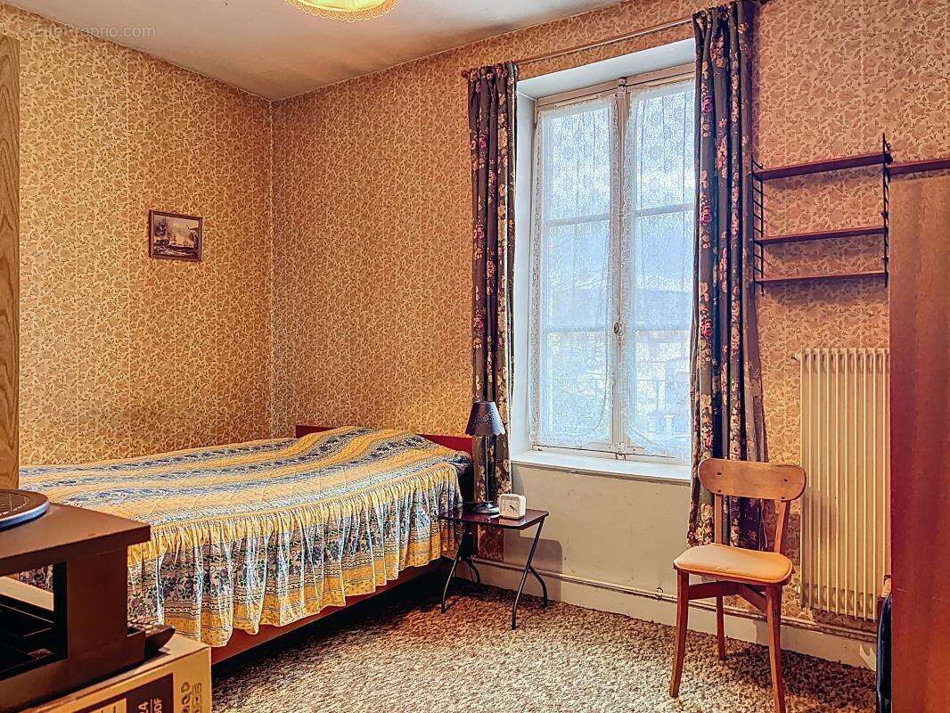 Maison à CLERMONT-FERRAND