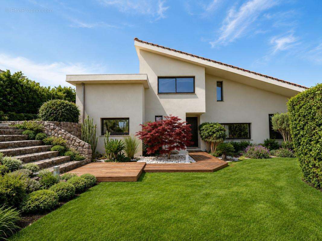 Maison 200 m² à Valbonne  - photo 17