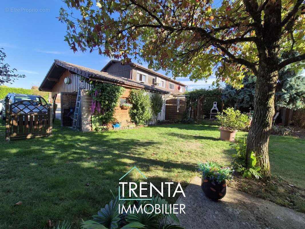 Maison à LE GRAND-LEMPS