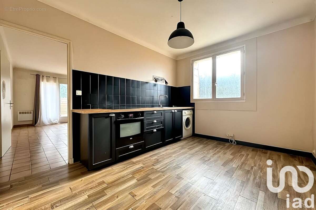 Photo 2 - Appartement à PERNES-LES-FONTAINES