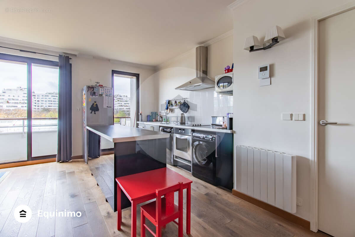 Appartement à LEVALLOIS-PERRET