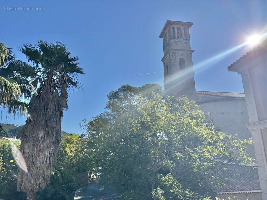 Appartement à CARQUEIRANNE