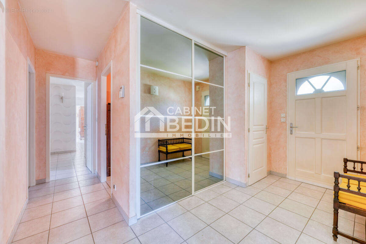 Maison à SAINT-MEDARD-EN-JALLES