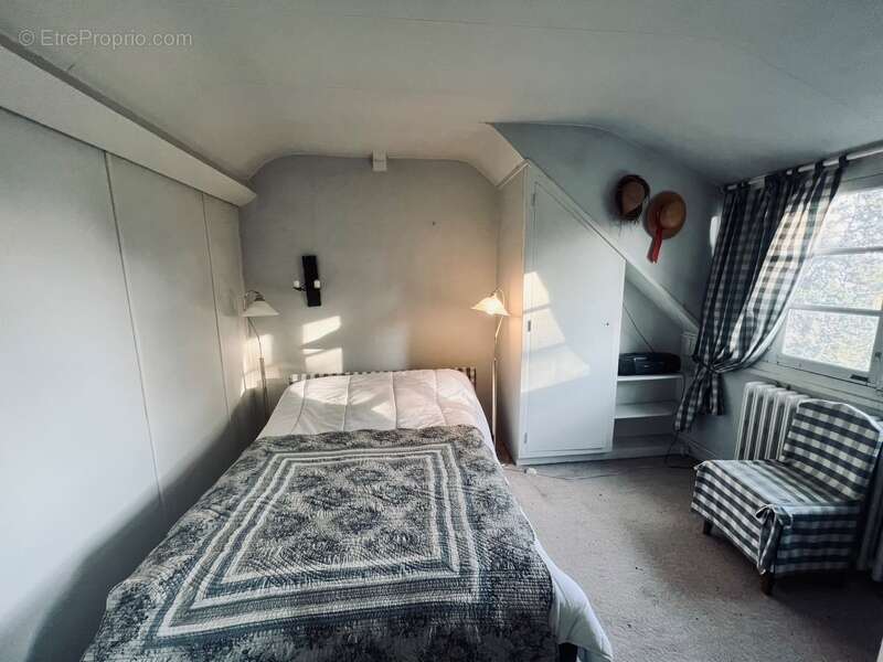 Maison à VAUX-SUR-VIENNE