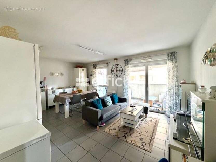 Appartement à MARSEILLE-3E