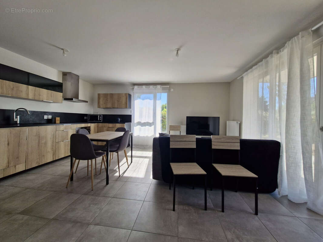 Appartement 48 m² à Poisy  - photo 4