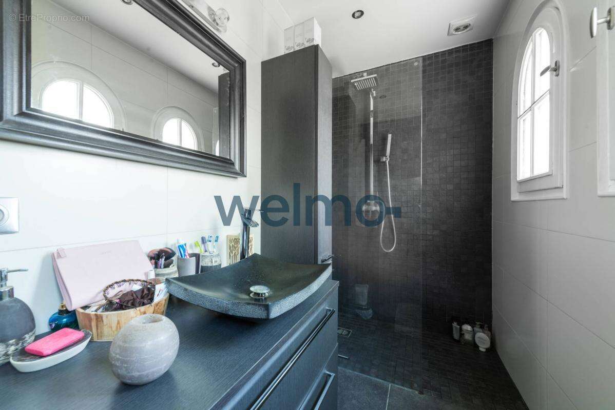 Maison à SARTROUVILLE