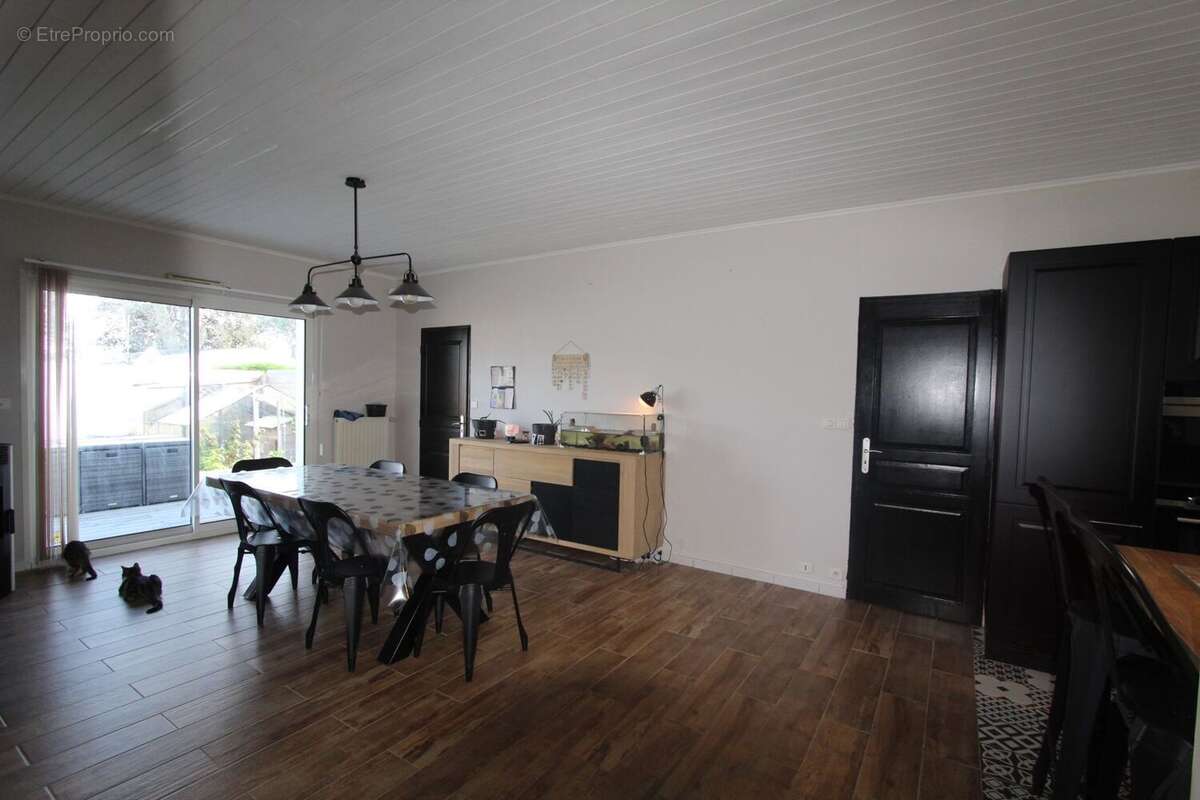 Maison à L&#039;AIGUILLON-SUR-MER