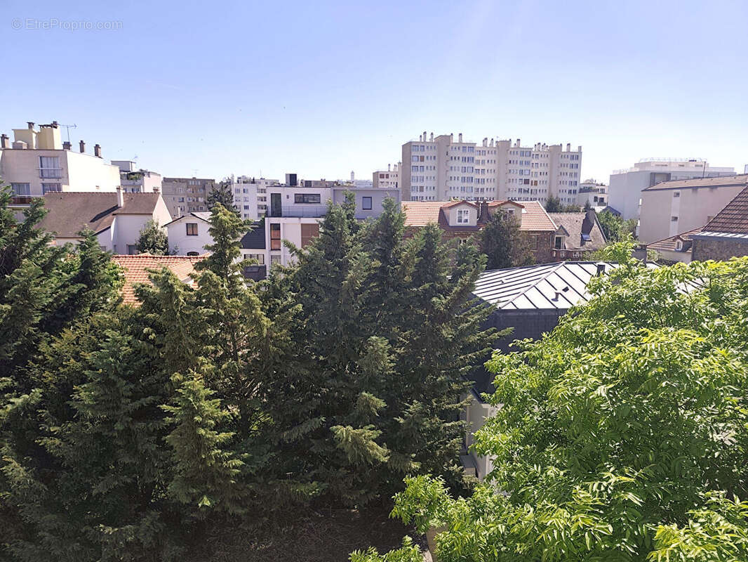 Appartement à ISSY-LES-MOULINEAUX