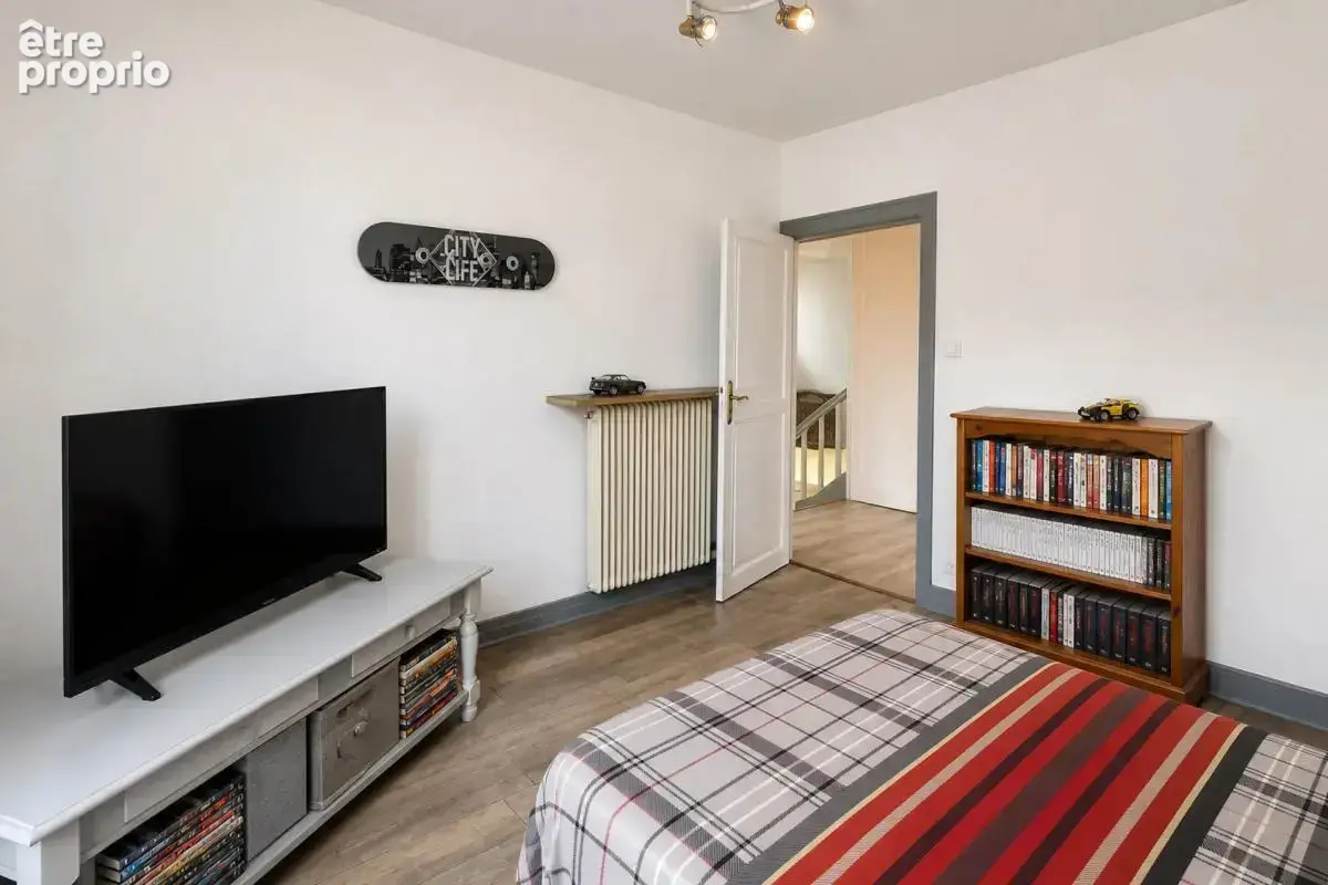 Maison de 7 pièces de 158 m² à Orléans - photo 17