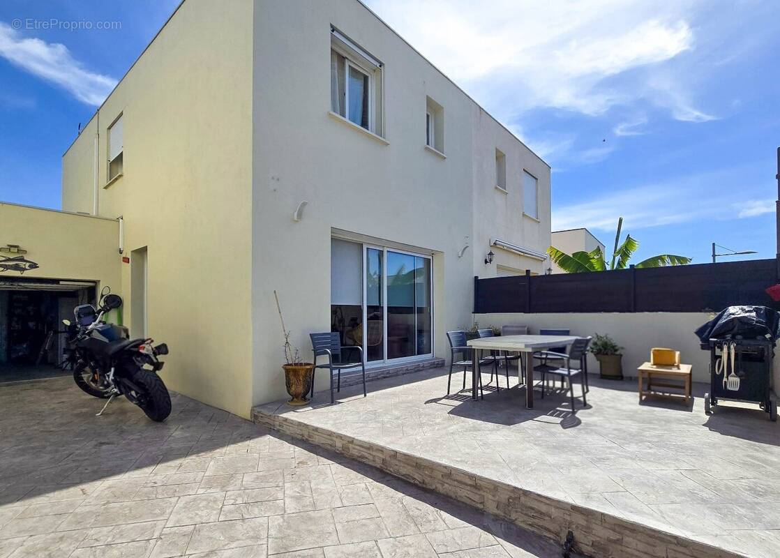 Maison à FRONTIGNAN
