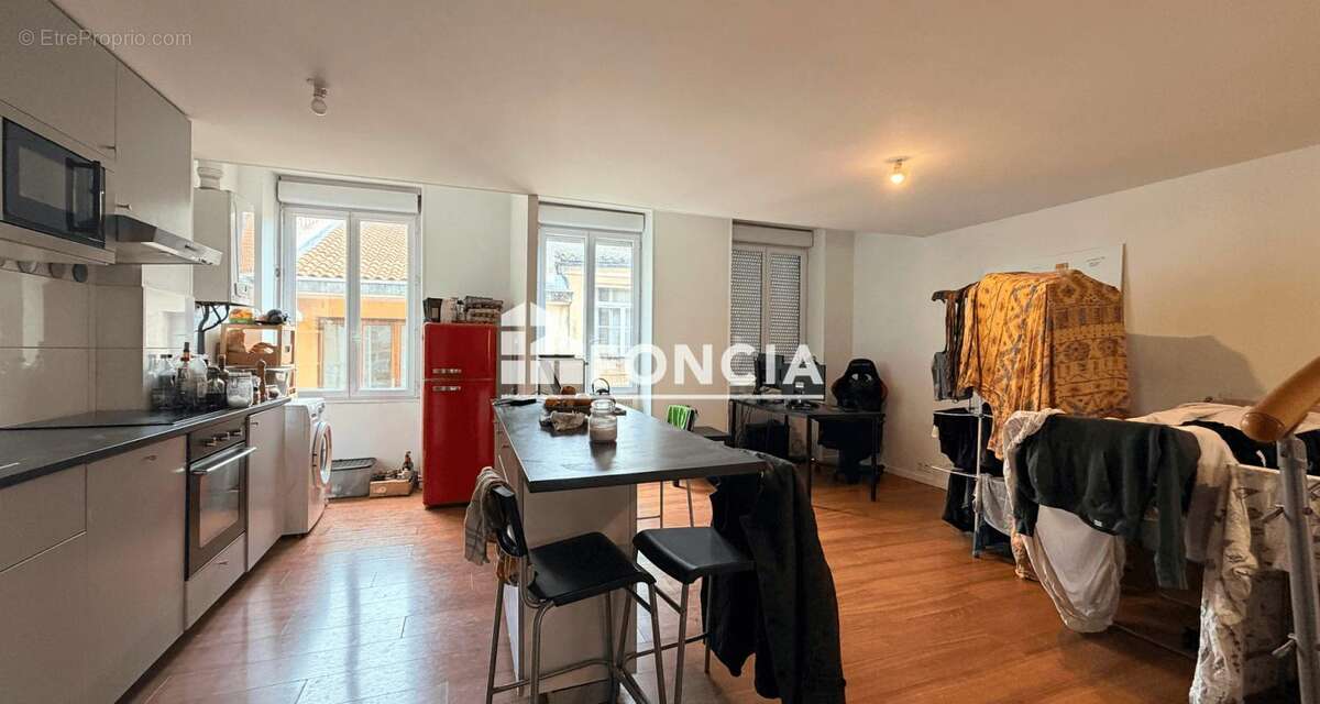 Appartement à BORDEAUX