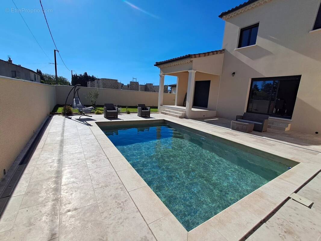 Maison à LAPALUD