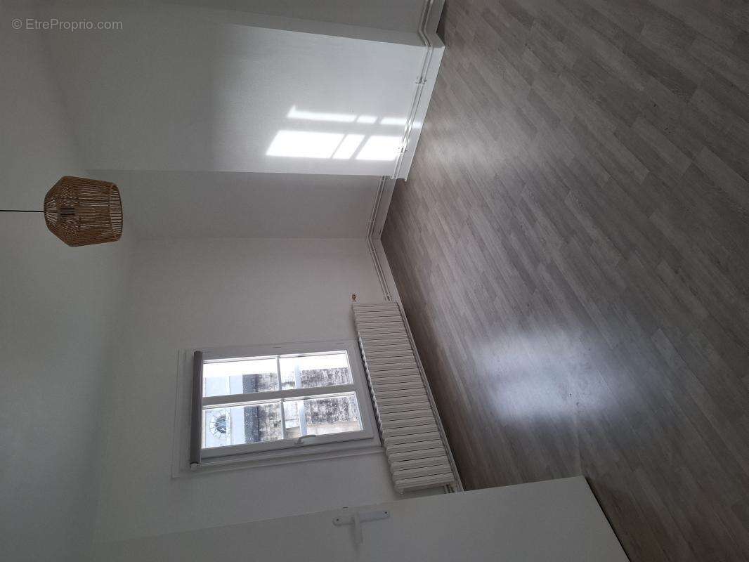 Appartement à SAINTES