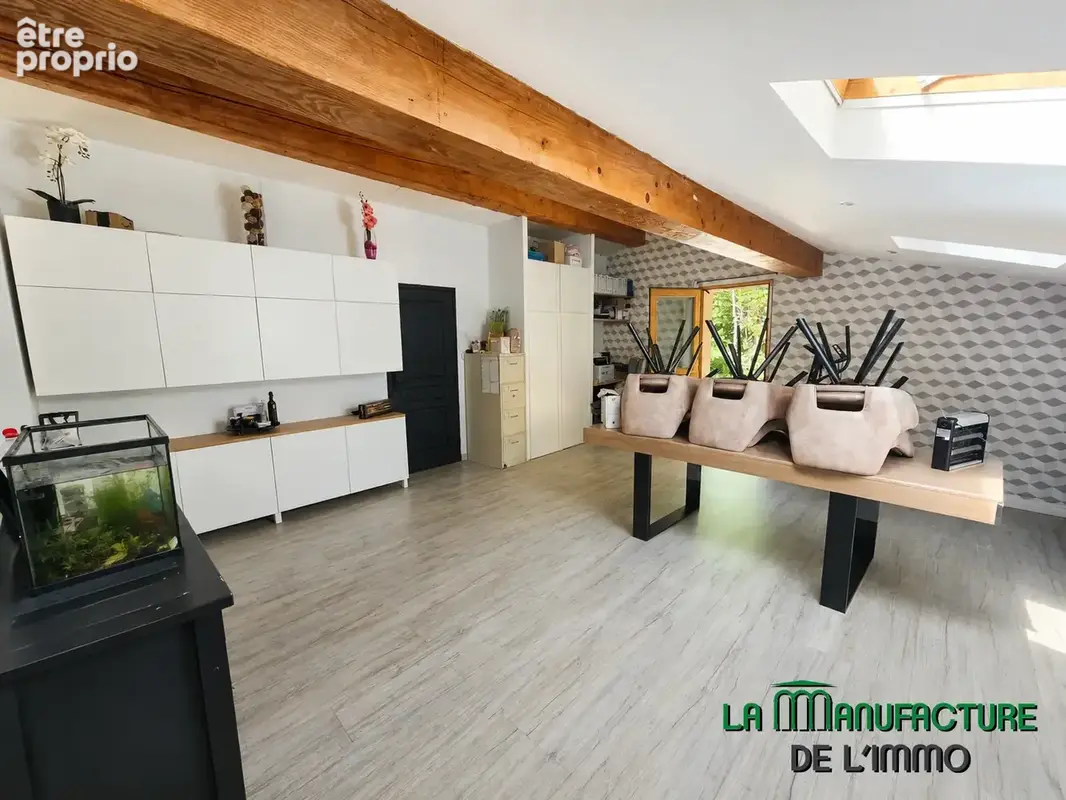 Maison individuelle 164 m2 + piscine, grand garage et terrasse / La Ricamarie / Idéal famille ou artisan - photo 7