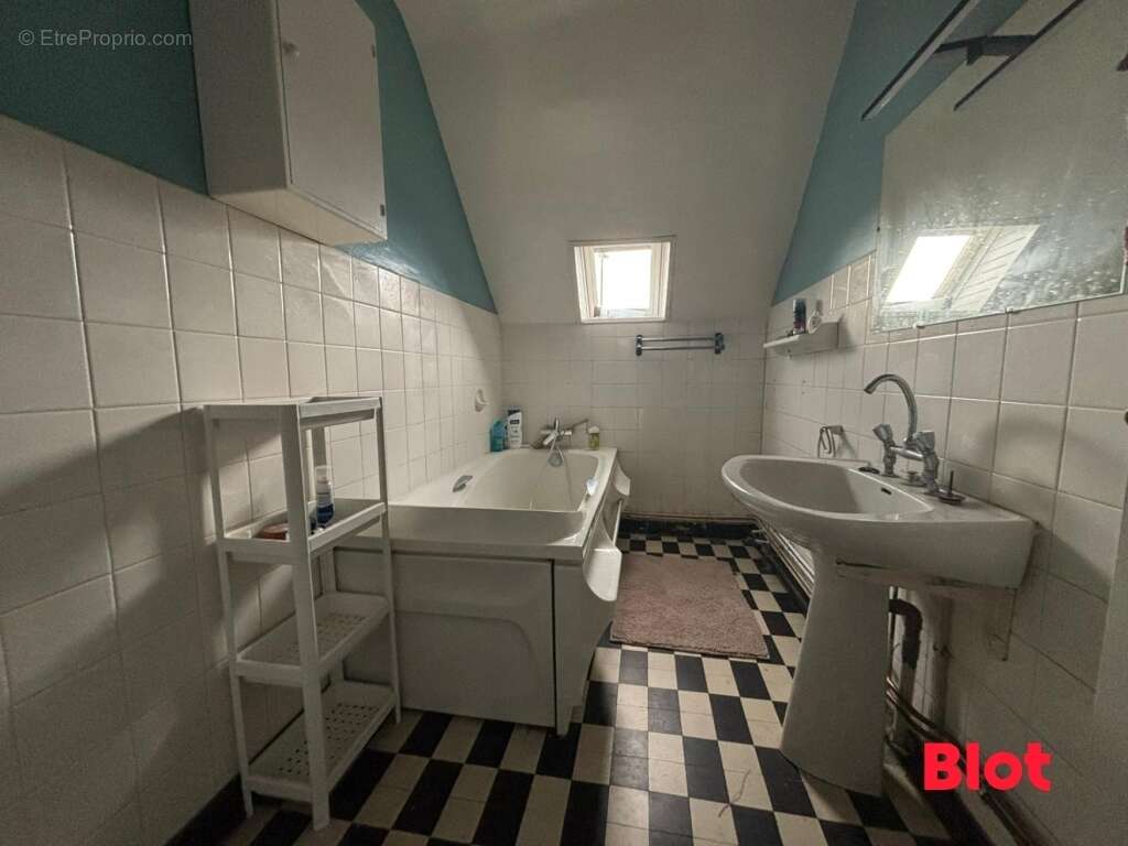 Maison à SAINT-RENAN