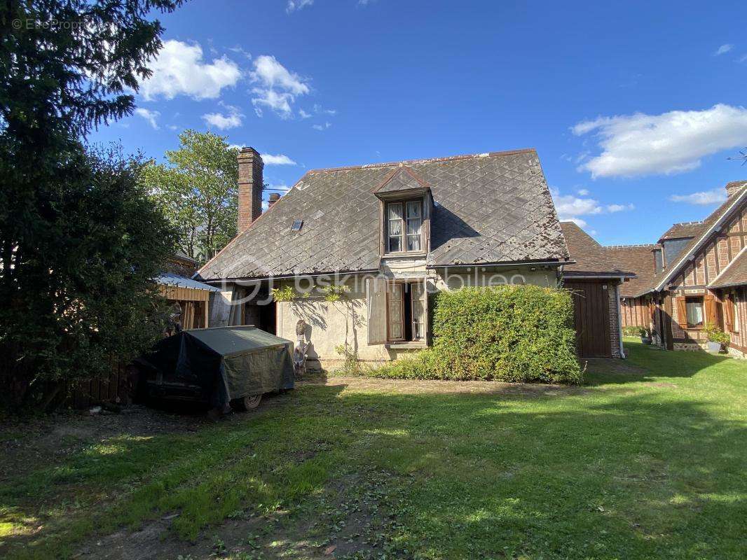 Maison à SAINT-OUEN-D'ATTEZ