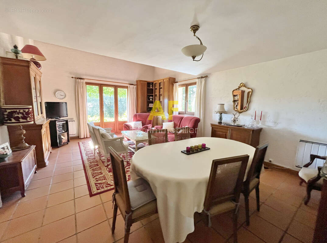 Maison à FREJUS