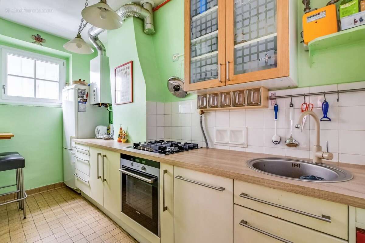 Appartement à PARIS-3E