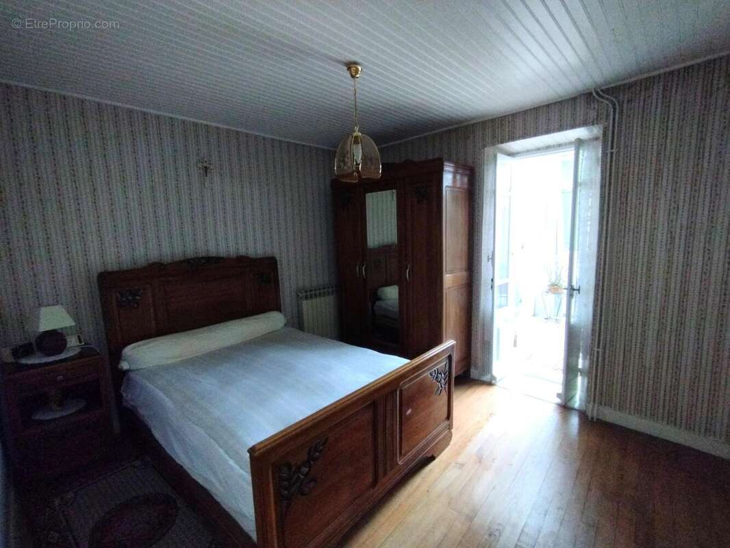 Maison 203 m² à Vernoux-En-Vivarais  - photo 7