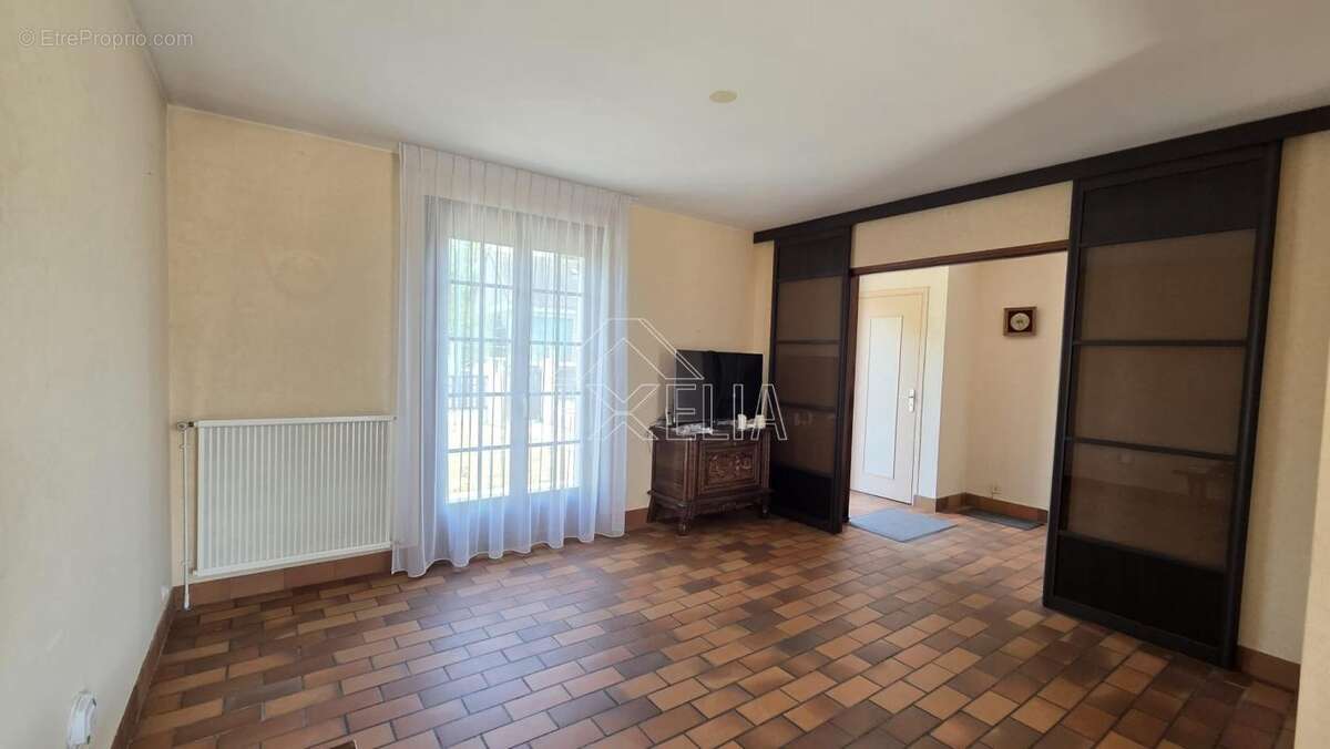 Maison 5 pièces 113m² – sous-sol total – terrasse & jardin 623m² – mantes-la-ville - photo 5
