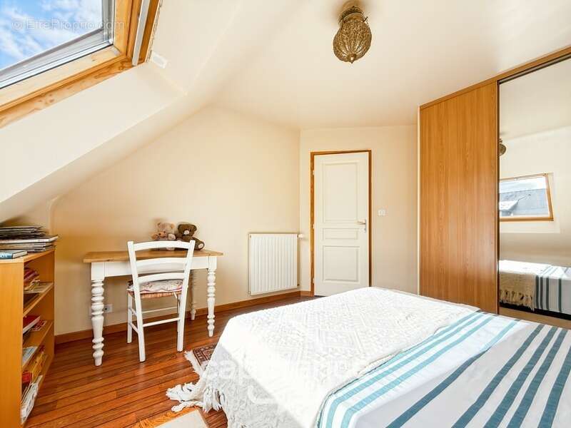 Maison à NOYAL-PONTIVY