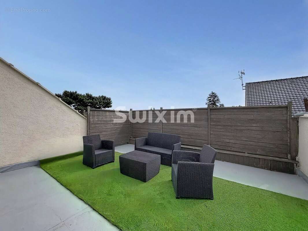Duplex rénové avec terrasse, jardin et aucune charge de copropriété - photo 4