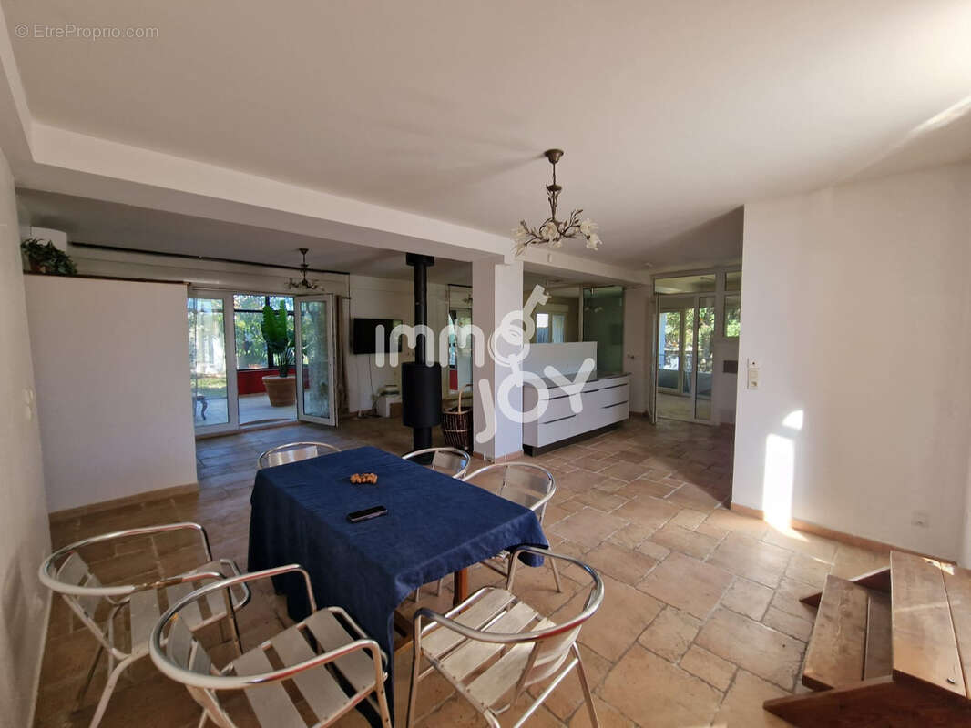 Maison à SERVIAN