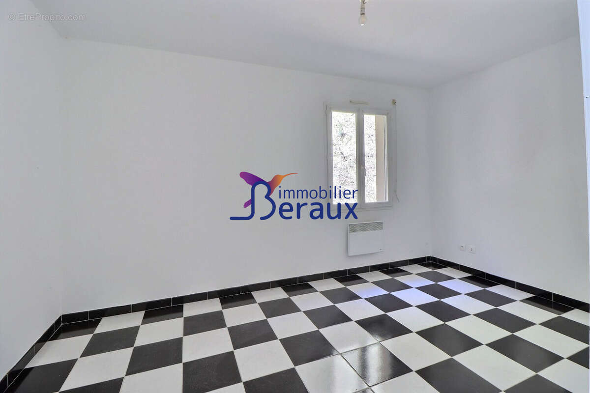 Maison à LE MESNIL-SOUS-JUMIEGES