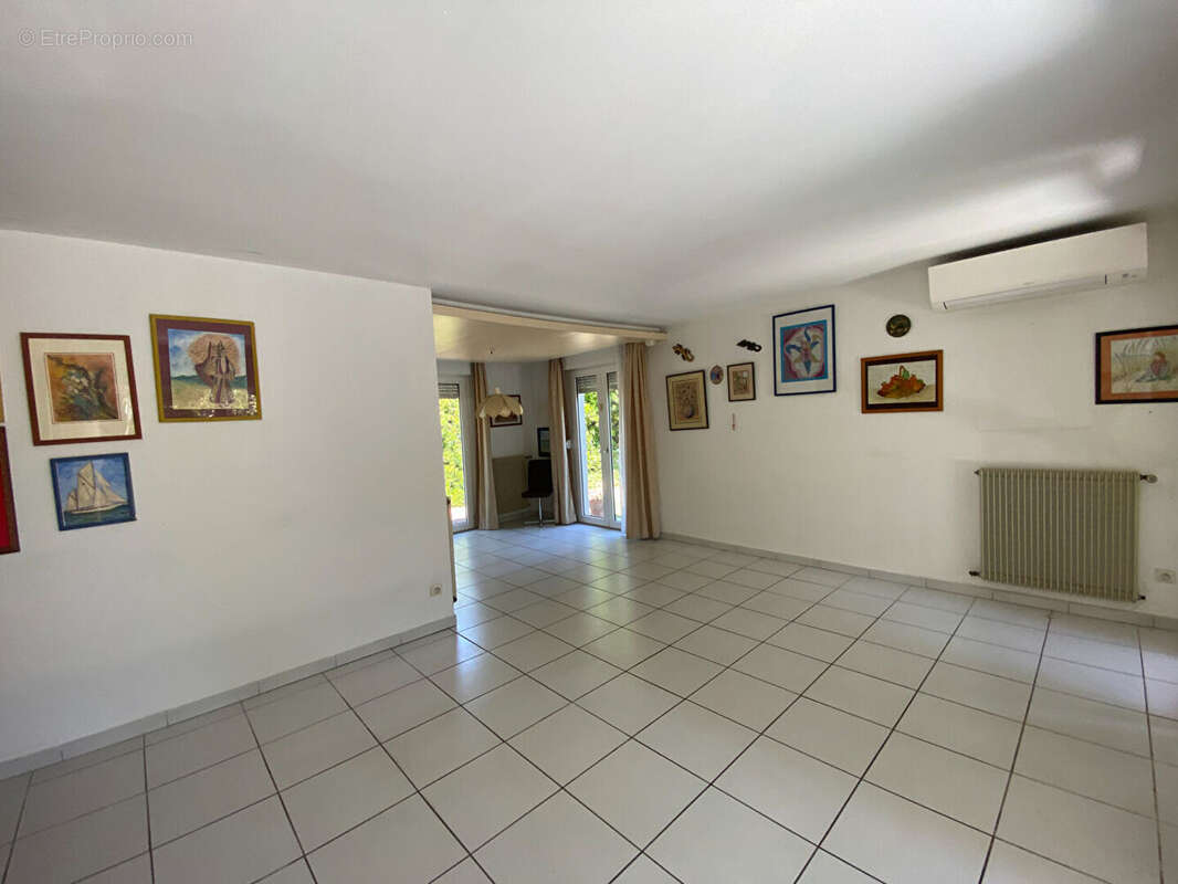 Castelnaudary, maison plain-pied T4, jardin et garage - photo 7