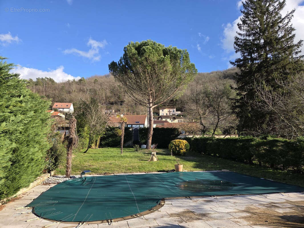 Maison à VILLEFRANCHE-DE-ROUERGUE