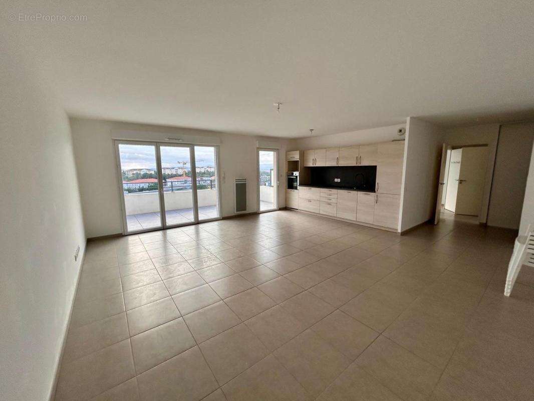Appartement à SAINT-RAPHAEL