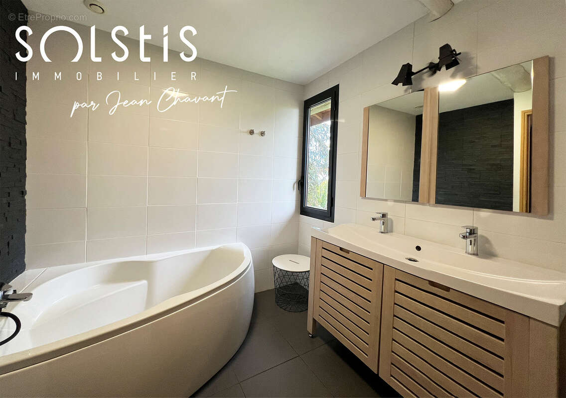 Maison à SAINT-ETIENNE