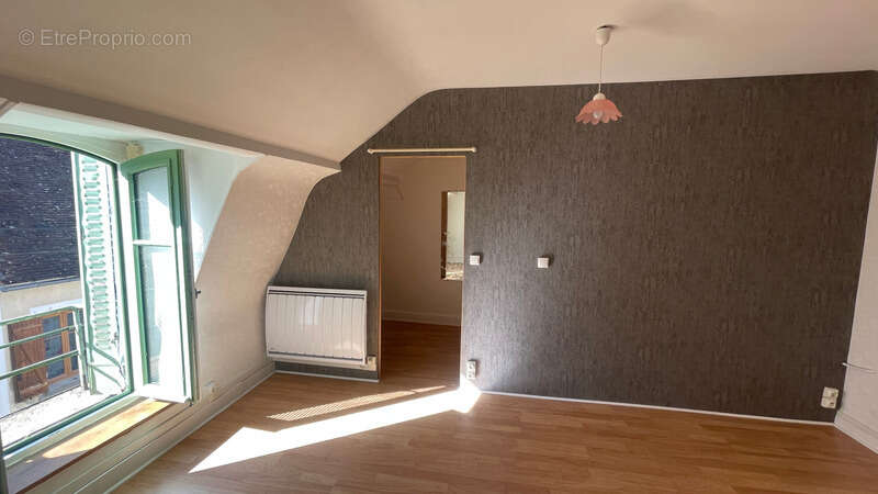 Maison à LA CHARITE-SUR-LOIRE