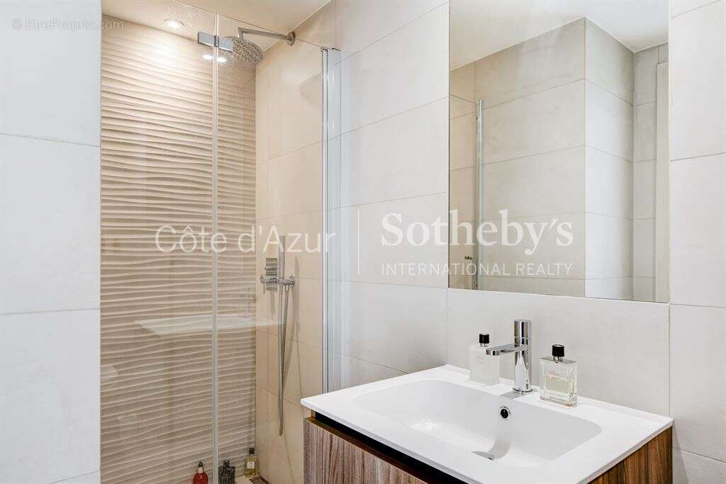 Appartement à vendre Nice centre, 1 chambre avec balcon - photo 6