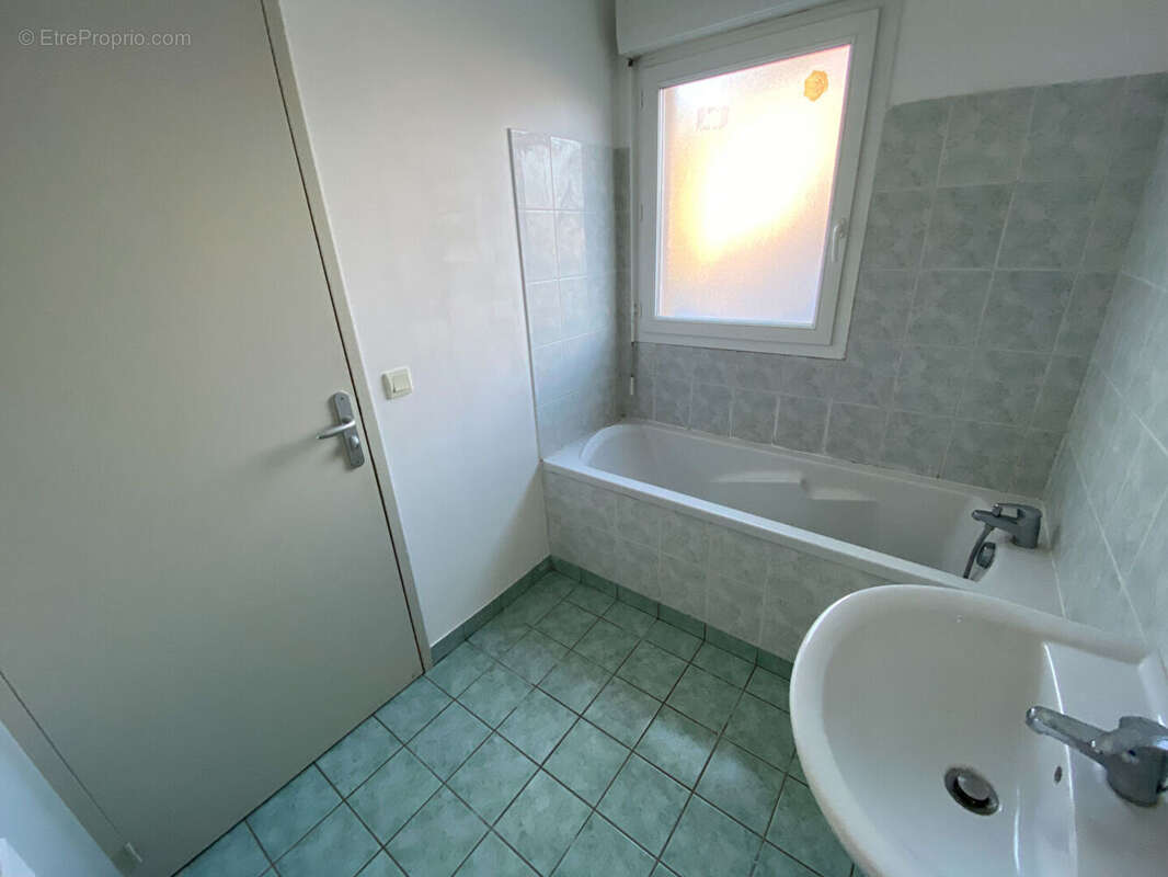 Appartement à AUBIGNY-SUR-NERE